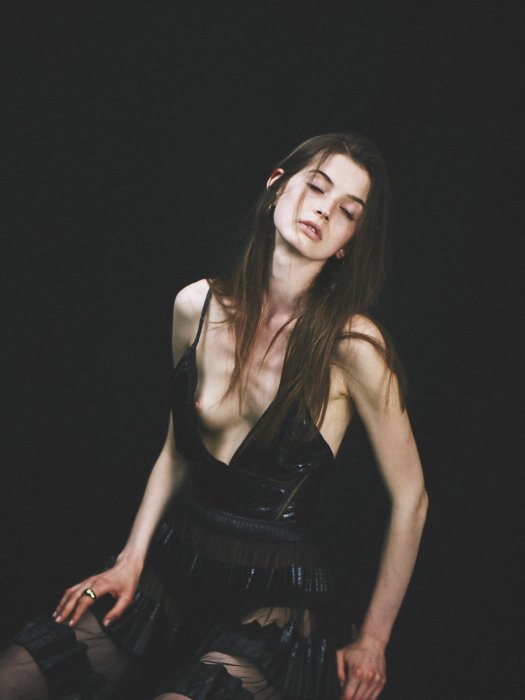 Девушки бывают разные