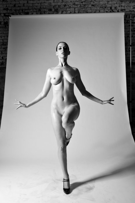 Девушки бывают разные