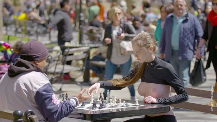 Девушки бывают разные