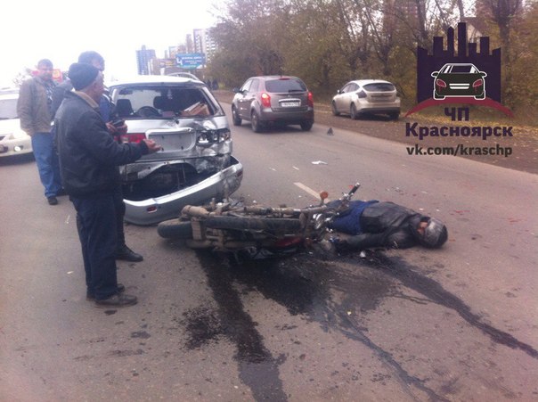 В ДТП в Красноярске насмерть разбился мотоциклист (18+)