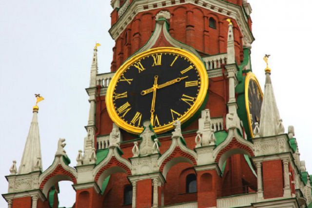 Голодец: правительство даже не обсуждает возврат к переводу часов