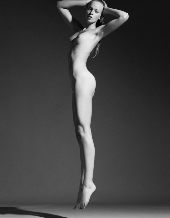 Девушки бывают разные