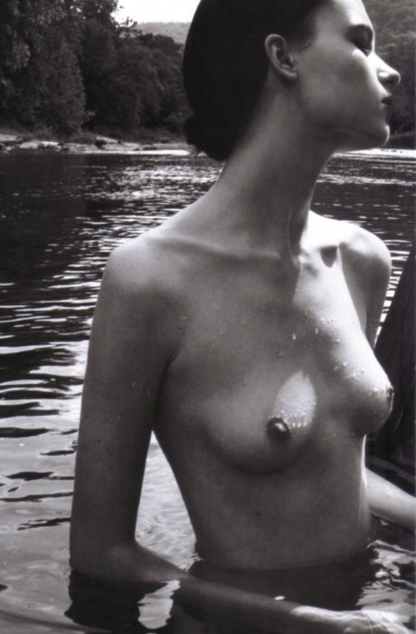 Девушки бывают разные