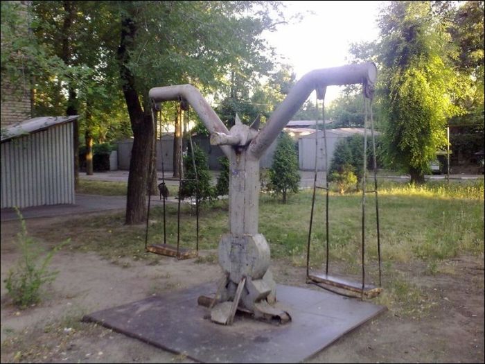 Адские твари расползаются по дворам