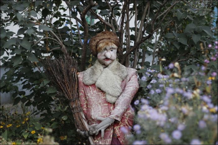 Адские твари расползаются по дворам