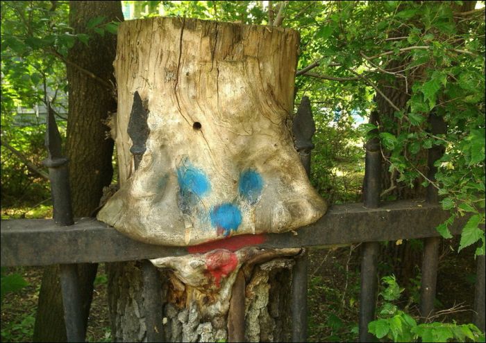 Адские твари расползаются по дворам