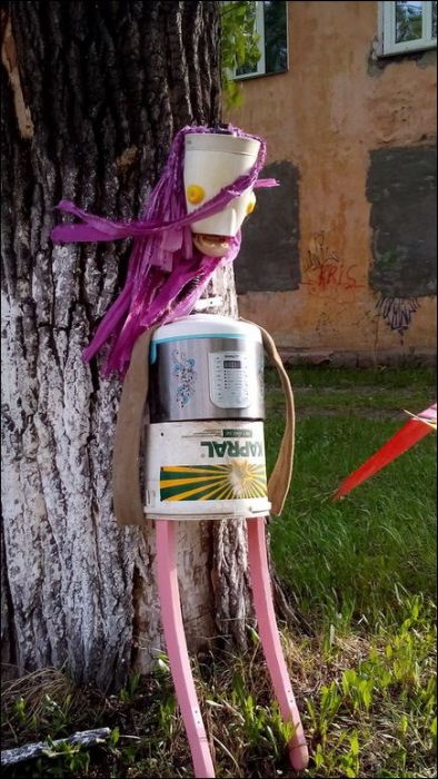 Адские твари расползаются по дворам