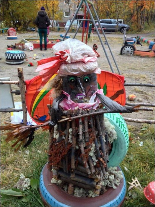 Адские твари расползаются по дворам