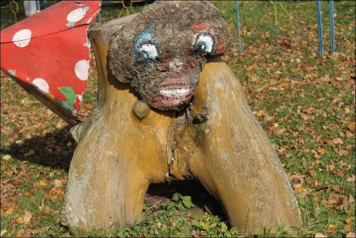 Адские твари расползаются по дворам