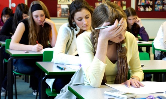 Слабо решить геометрическую задачу, поставившую в тупик австралийских старшеклассников?