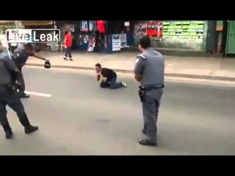 Усмирение психа с мачете