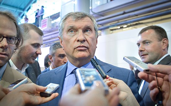 «Ведомости» назвали размер оклада Игоря Сечина