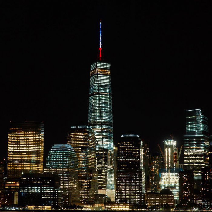 Видео из Парижа