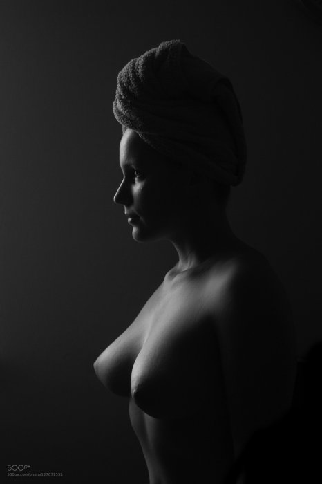 Девушки (18+)