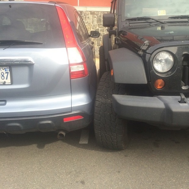 Мастер парковки на внедорожнике