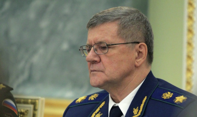 Генпрокурор Чайка опроверг обвинения Навального