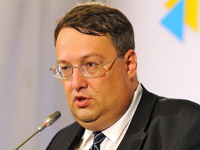 На канадском сайте выложили данные на российских военных пилотов, которые официальные власти Канады не спешат удалять