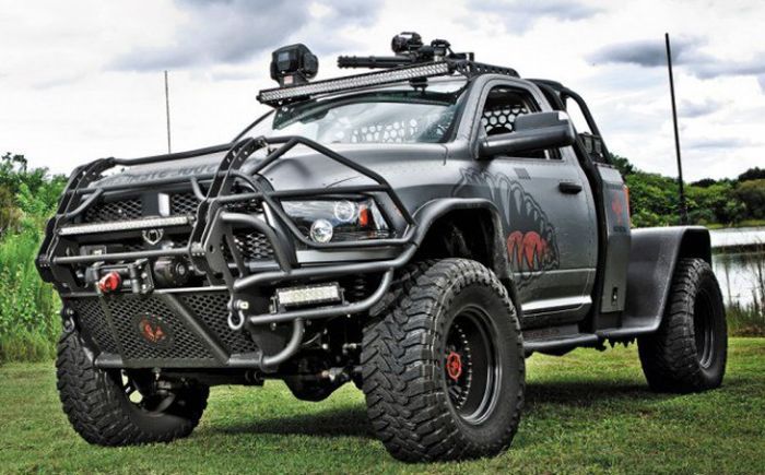 Пикап на случай зомби-апокалипсиса