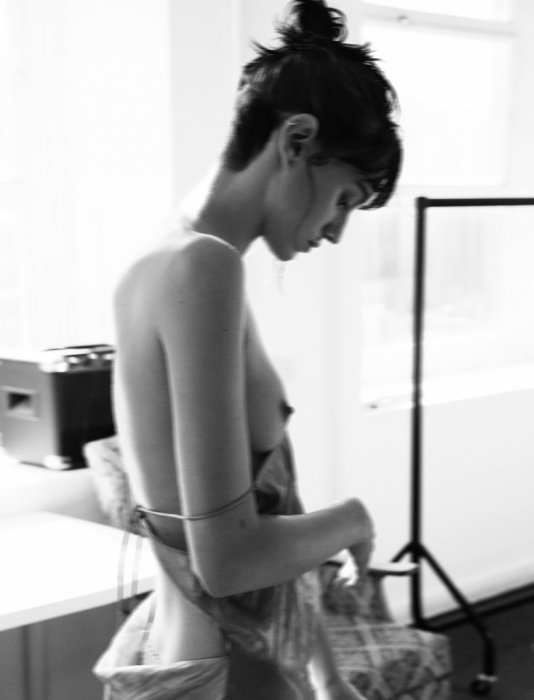 Девушки бывают разные