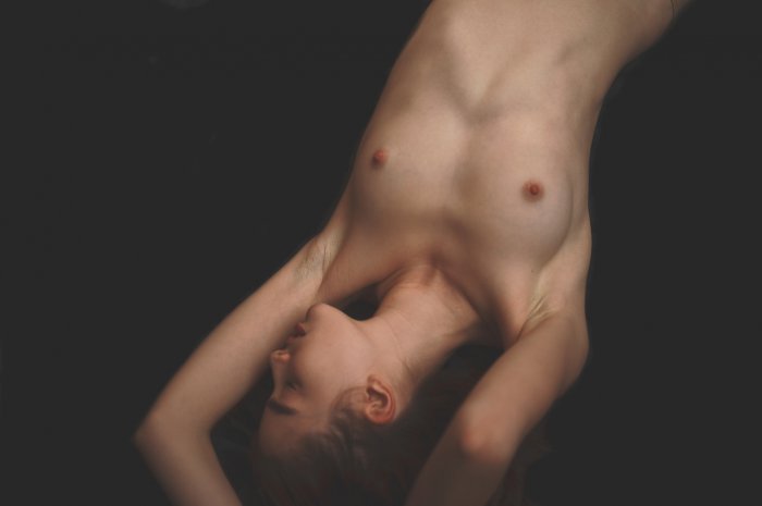 Девушки бывают разные