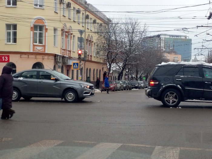 Лада Веста. Первое ДТП