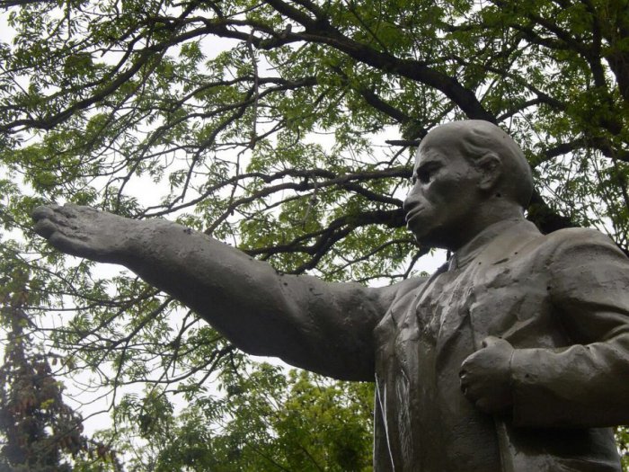 В Краснодарском крае отреставрировали памятник Ленину