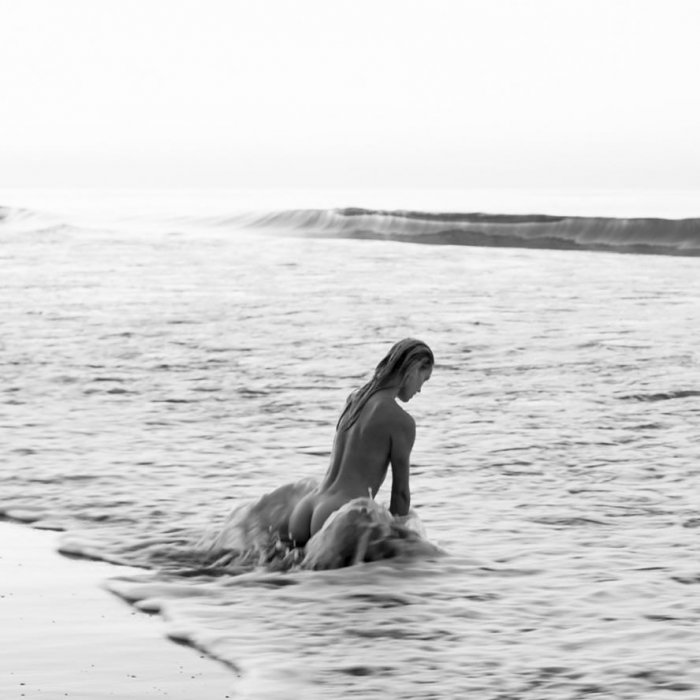 Девушки бывают разные