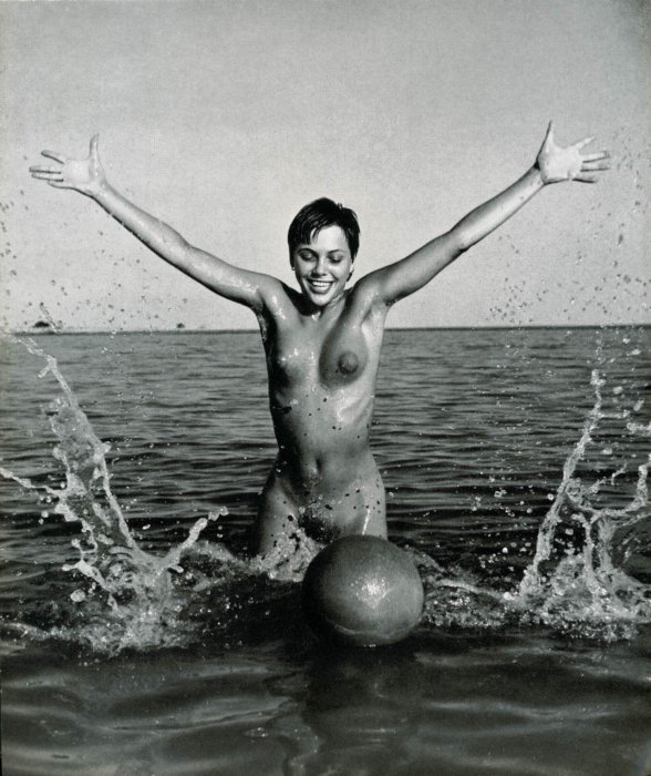 Девушки бывают разные