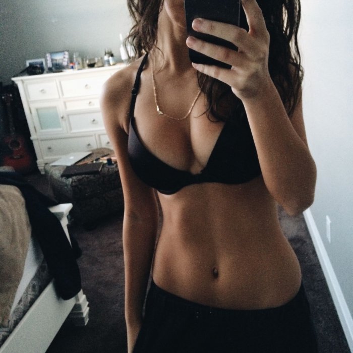 Девушки бывают разные