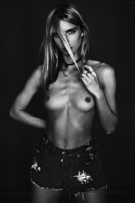 Девушки бывают разные