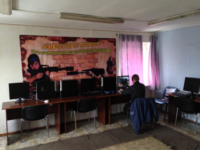 Последний герой: репортаж из всё ещё работающего провинциального компьютерного клуба
