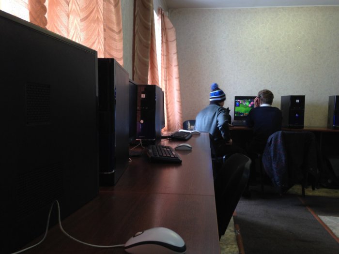 Последний герой: репортаж из всё ещё работающего провинциального компьютерного клуба