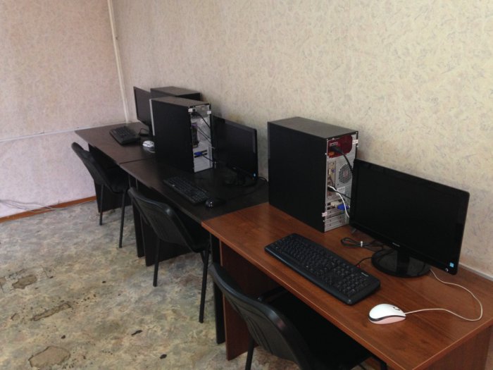 Последний герой: репортаж из всё ещё работающего провинциального компьютерного клуба