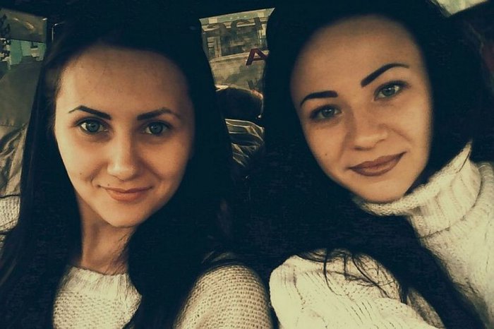 Две красноярские студентки поедут в Европу на «девятке»