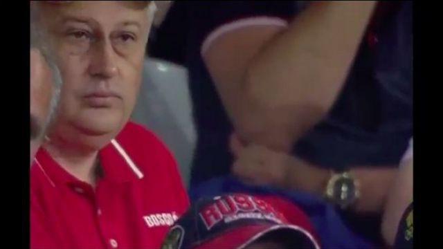 Взявший отпуск "по семейным обстоятельствам" губернатор поехал на Евро-2016    