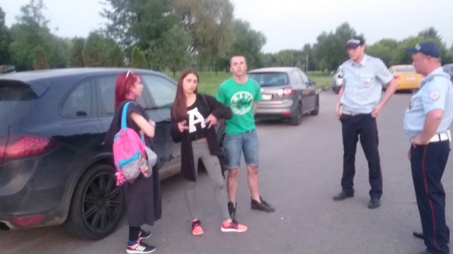 Неадекватный водитель Porsche устроил гонки с полицией в Москве    