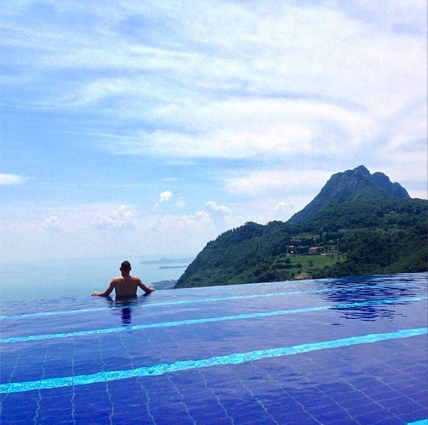 "Люди, выходя на поле, рискуют жизнью!"