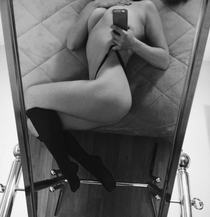 Девушки бывают разные