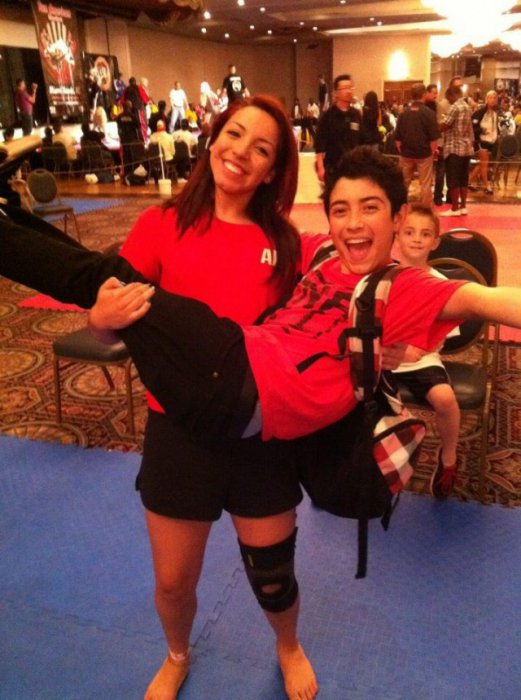  21-летнюю тренера по карате арестовали за отправку интимных фото 11-летнему мальчику