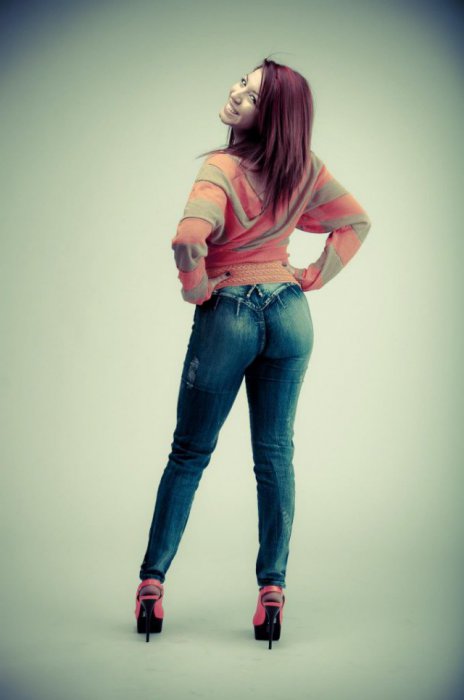  21-летнюю тренера по карате арестовали за отправку интимных фото 11-летнему мальчику