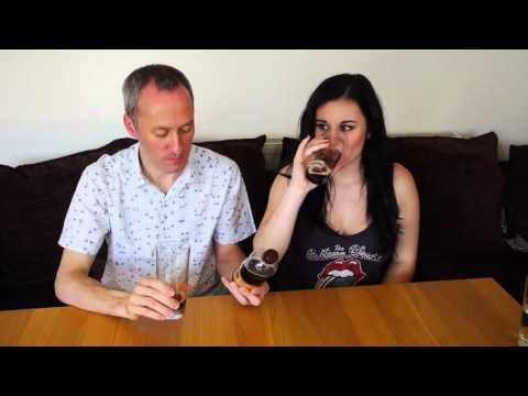 Британцы пробуют блюда русской традиционной кухни