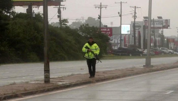 Продолжается отстрел копов в США