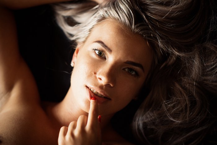 Девушки бывают разные