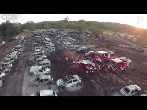 Сгорело сразу 442 машины