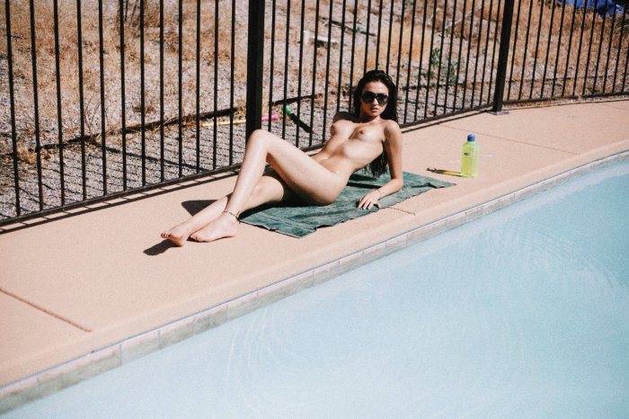 Девушки бывают разные