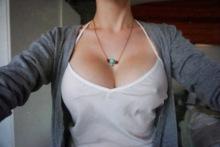 Девушки бывают разные