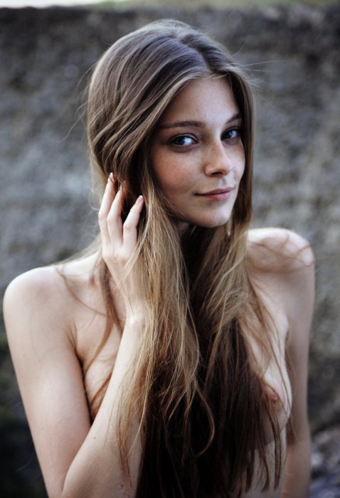 Девушки бывают разные