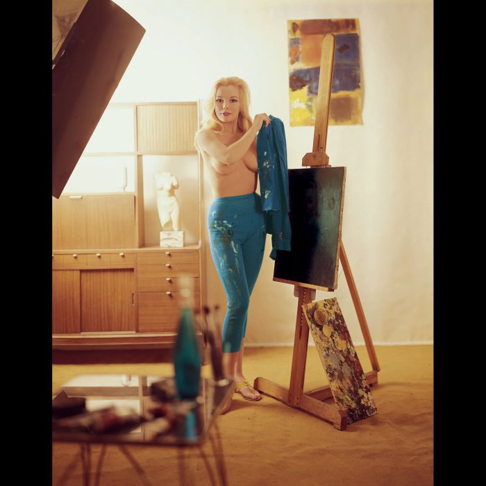 Девушки бывают разные