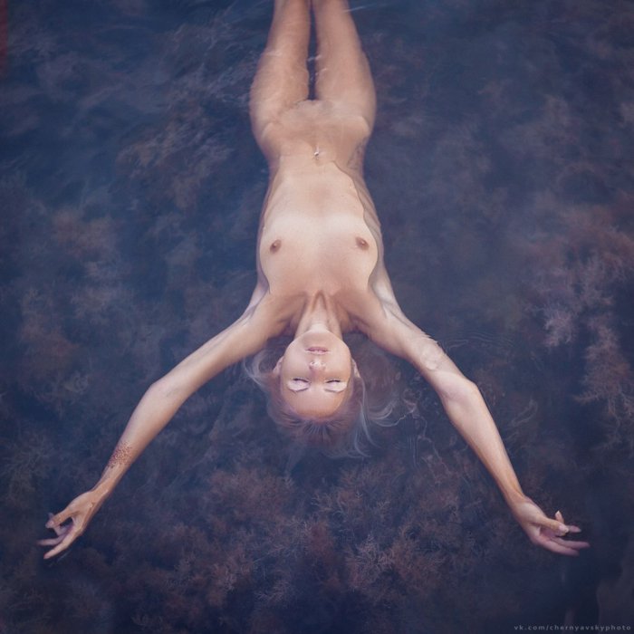 Девушки бывают разные