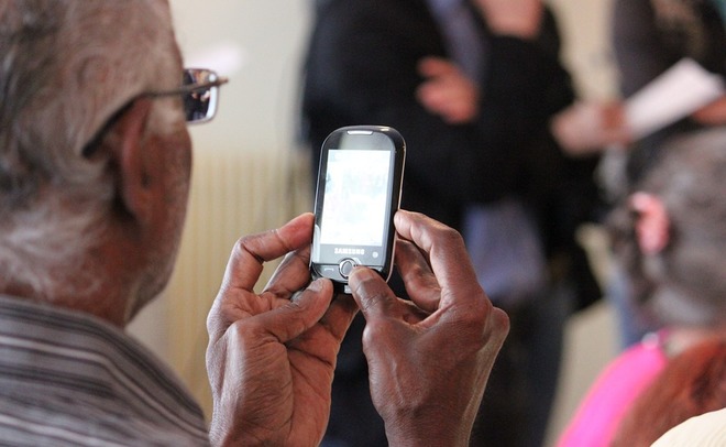 В сети появилась база данных с номерами и адресами абонентов сотовых операторов